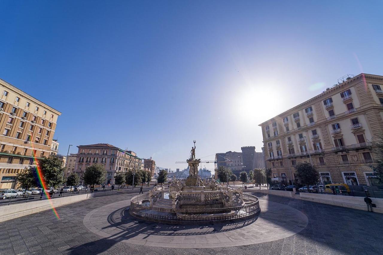Готель Pc Boutique H Napoli Centro, By Clapa Group Екстер'єр фото