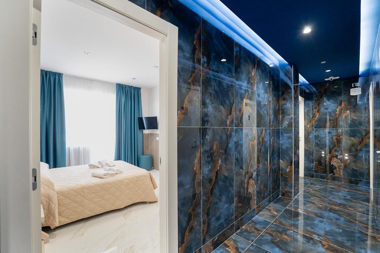 Готель Pc Boutique H Napoli Centro, By Clapa Group Екстер'єр фото