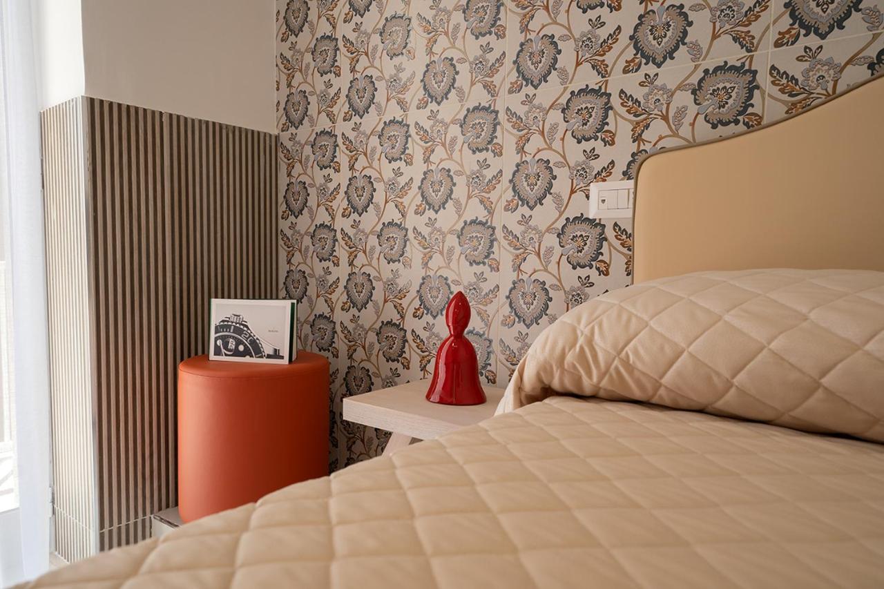 Готель Pc Boutique H Napoli Centro, By Clapa Group Екстер'єр фото