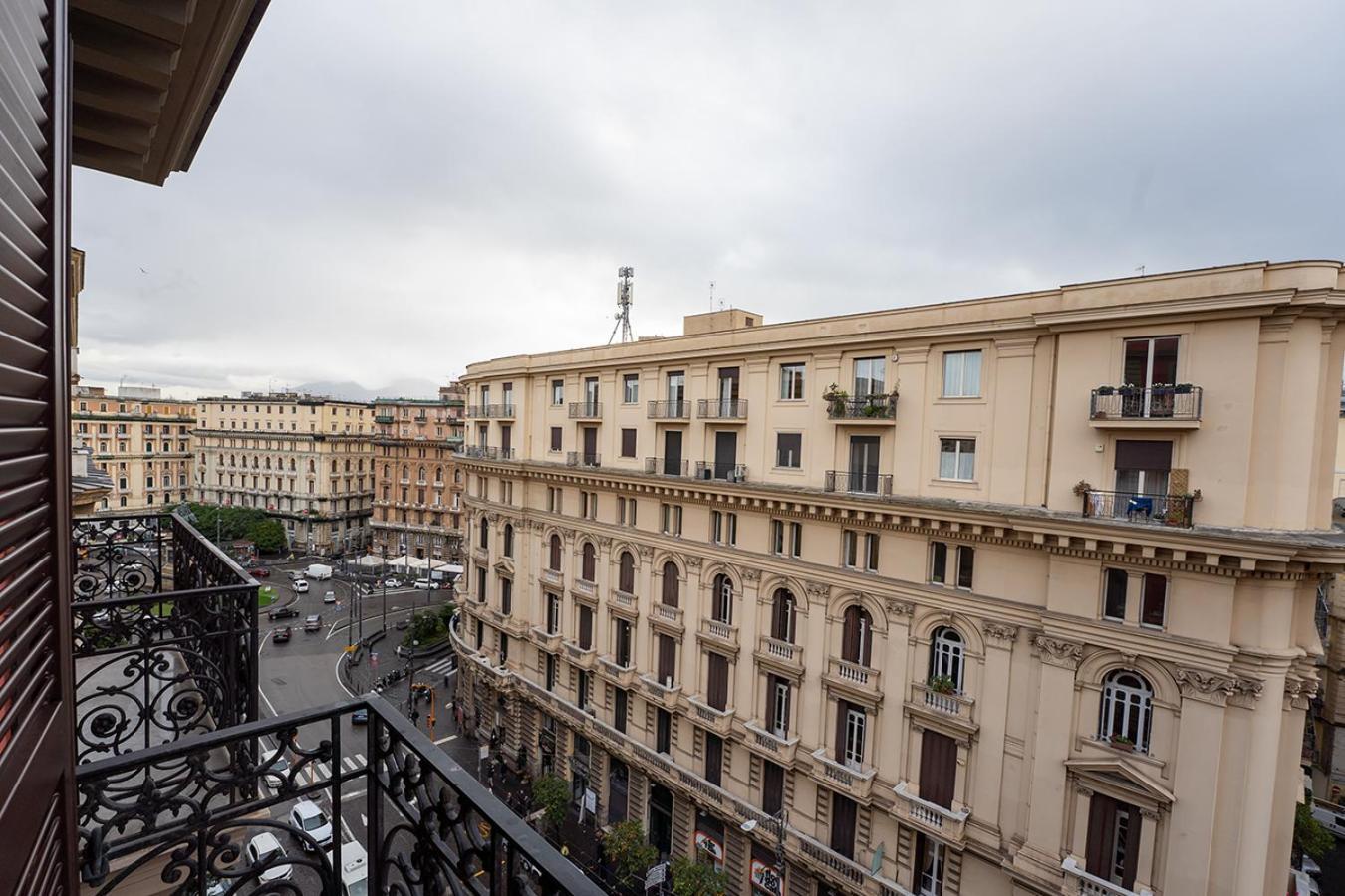 Готель Pc Boutique H Napoli Centro, By Clapa Group Екстер'єр фото